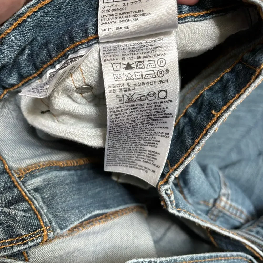 Levi Strauss 40/30 Medium Wash 559 Jeans Red Tag High Rise Relaxed Straight